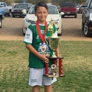 Meet your Posher, Armando j